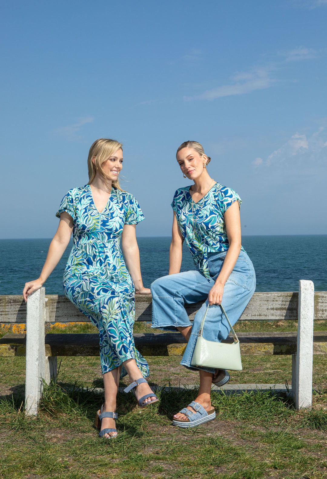 Tlagoon Leaf Print Top