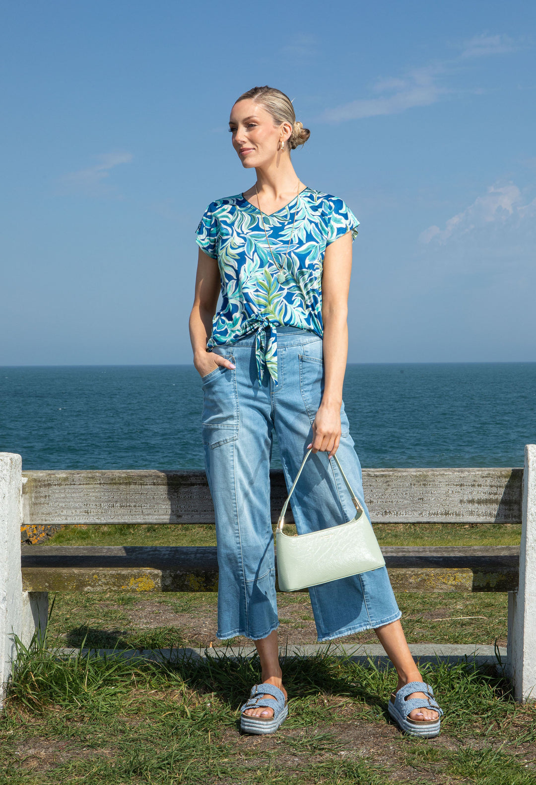 Tlagoon Leaf Print Top
