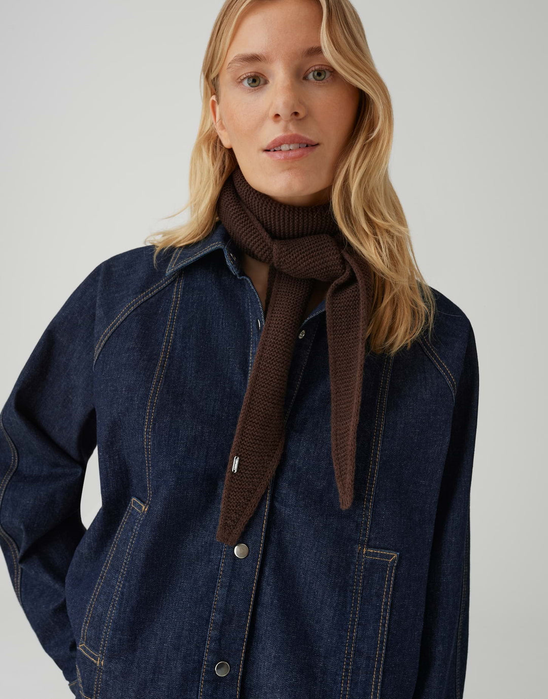 Anotti Fine knit scarf