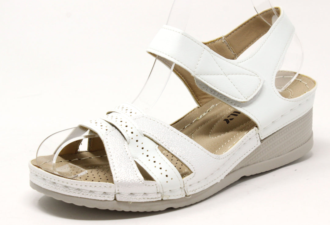 Comfort Cross Strap Sandal