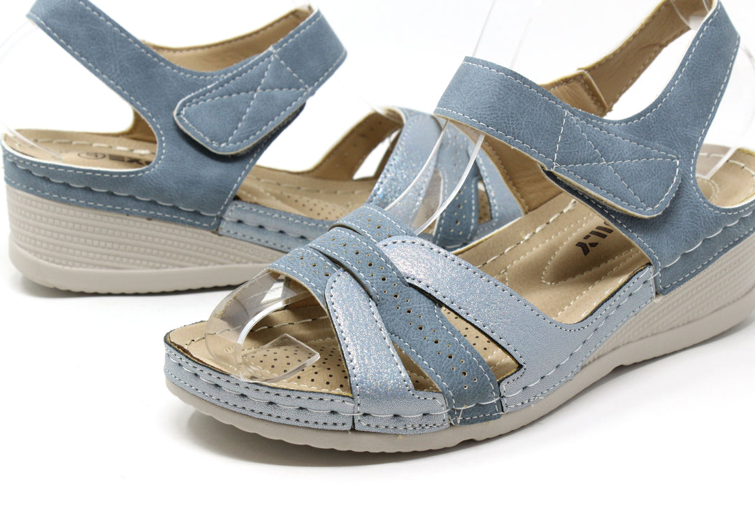 Comfort Cross Strap Sandal