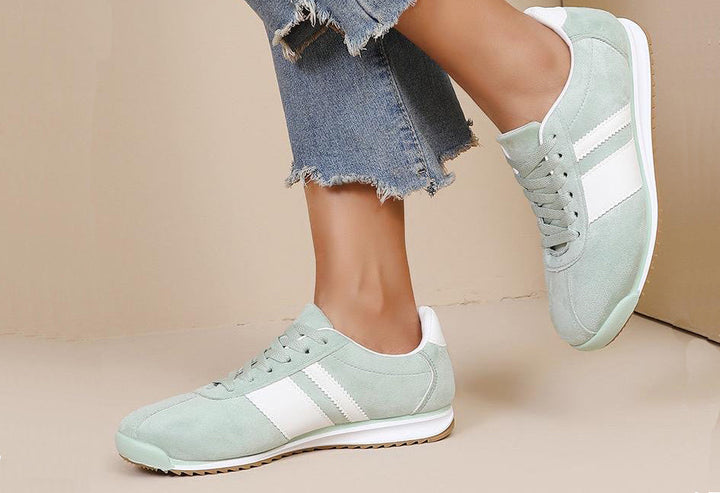 Suedette Trainer
