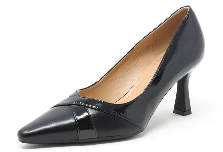 Criss-Cross Heel
