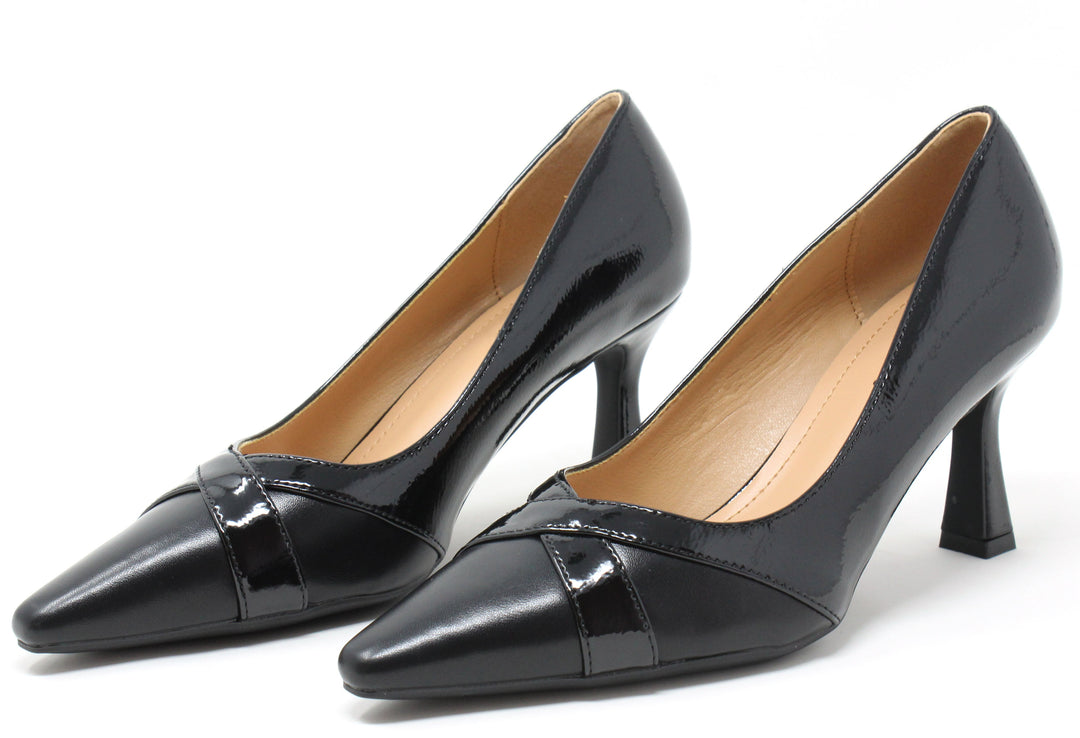 Criss-Cross Heel