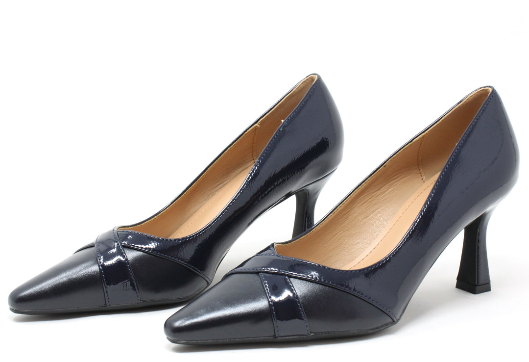Criss-Cross Heel