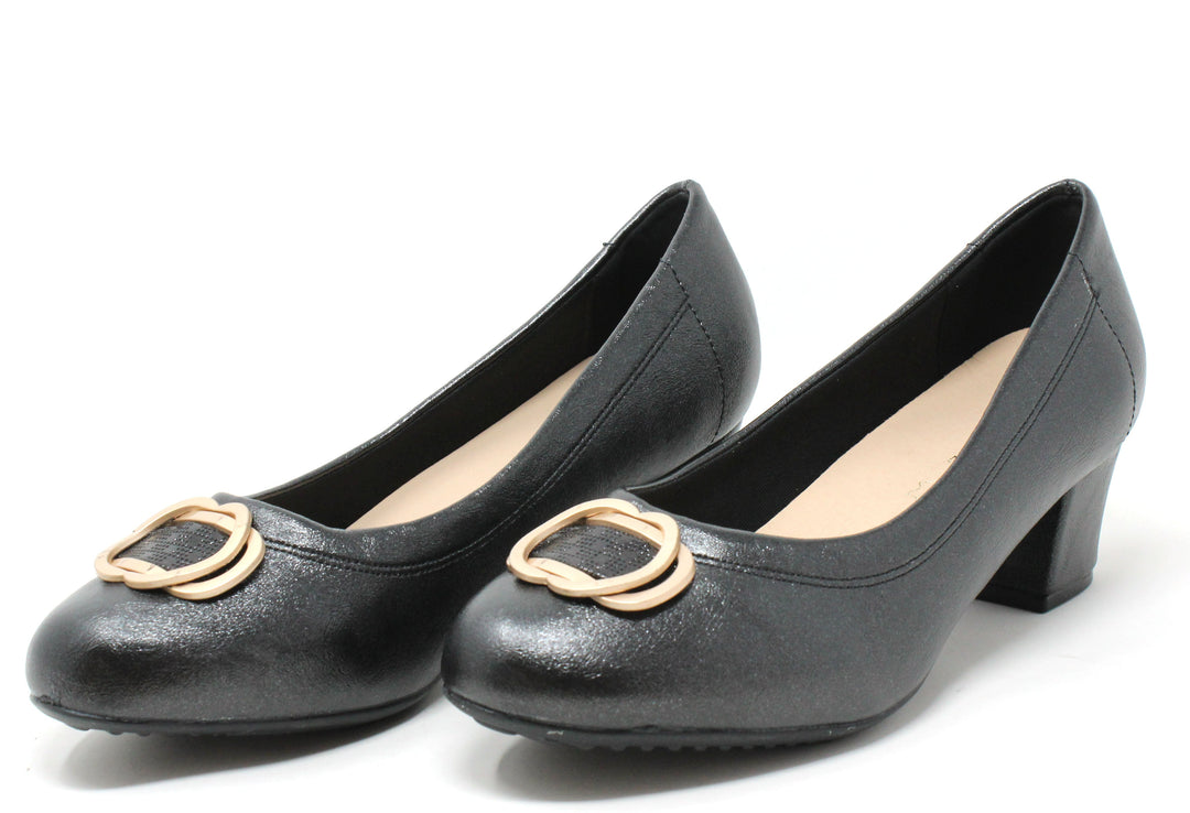 Soft Metallic Heel