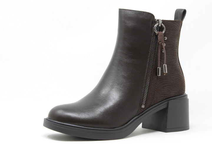 Zip Down Chelsea Boot