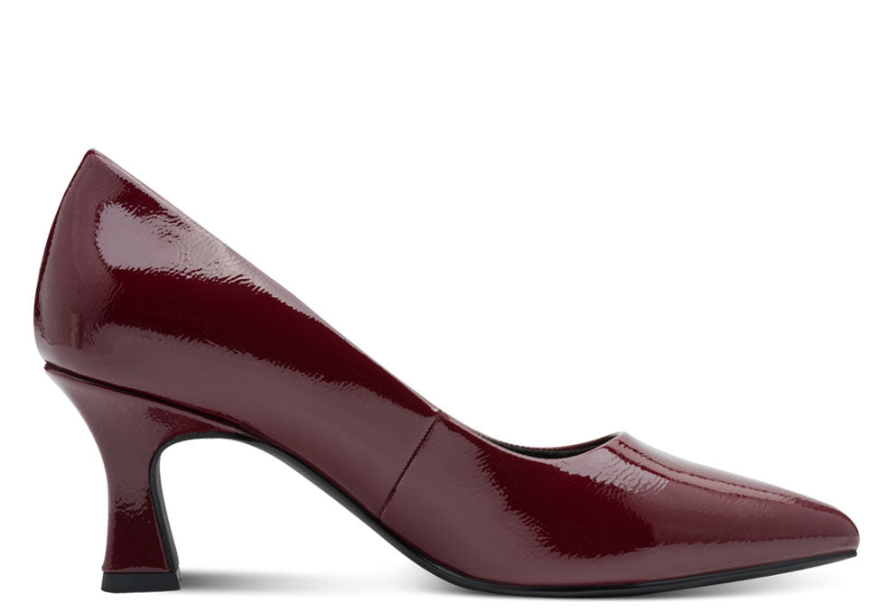 Slim Court heel