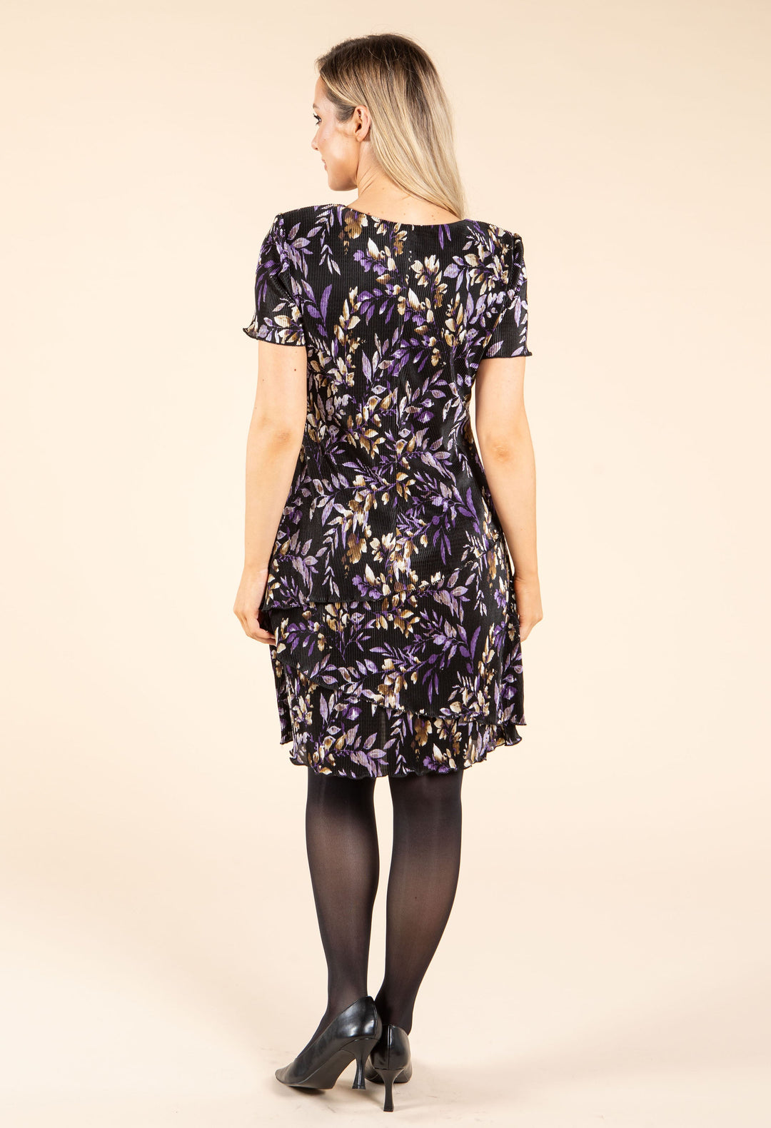 Floral Print Tiered Plisse Dress