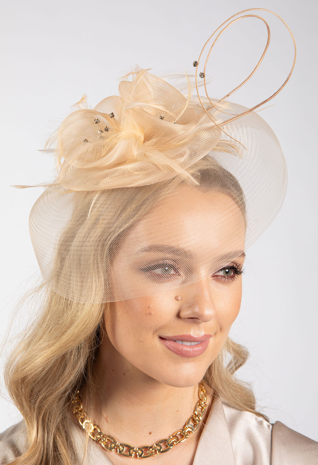 Feather & Diamante Detail Fascinator