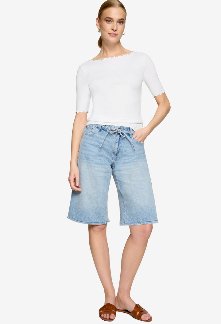 Scalloped Detail Top