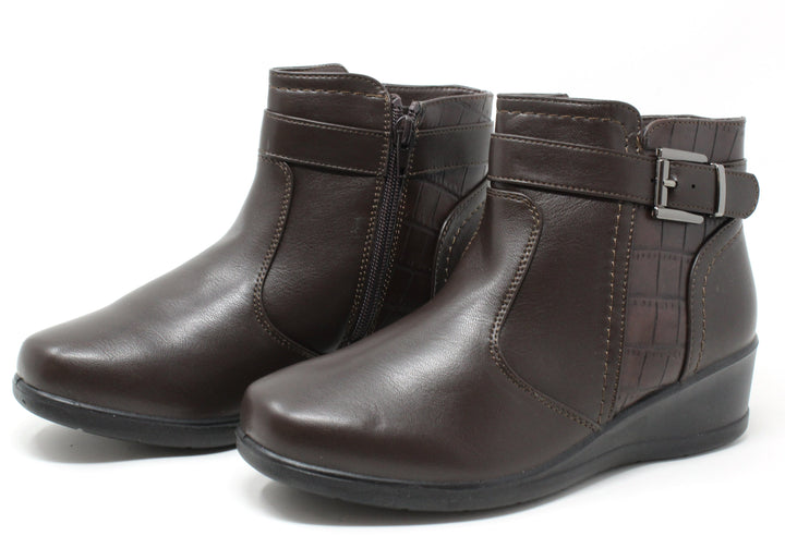 Croc Design Wedge Boot