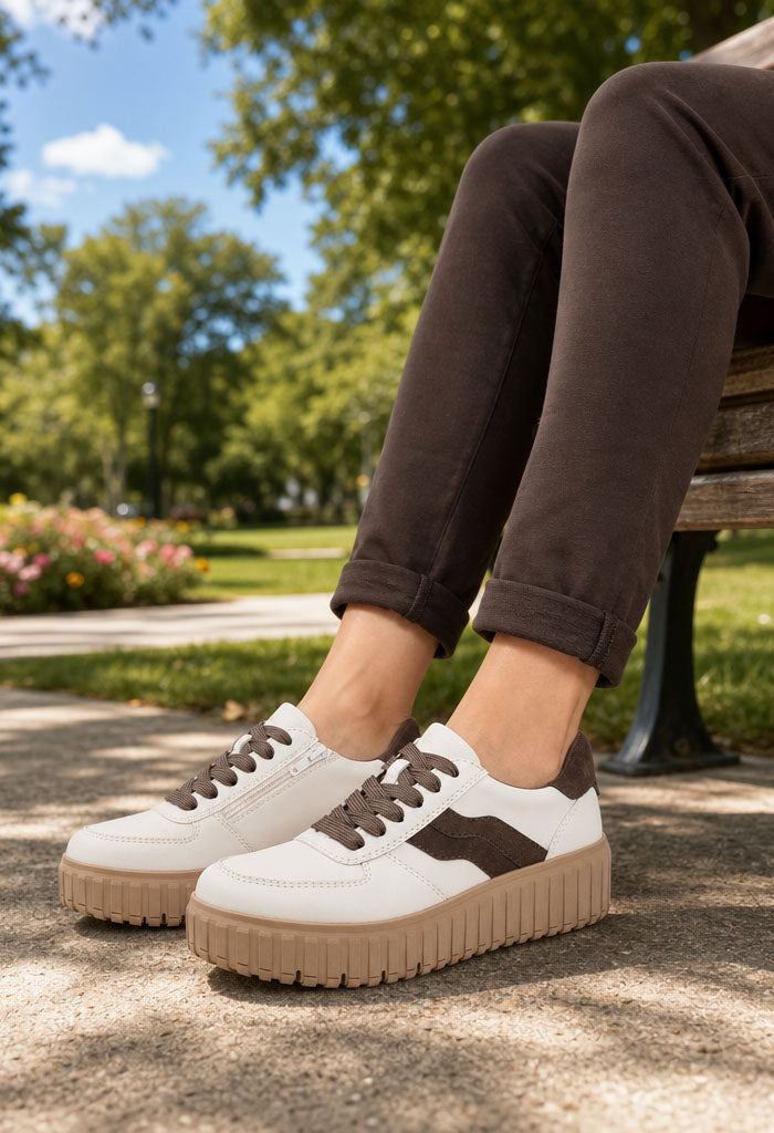 Double Wave Stripe Trainer